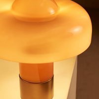 GIOVANNI TABLE LAMP | PINK