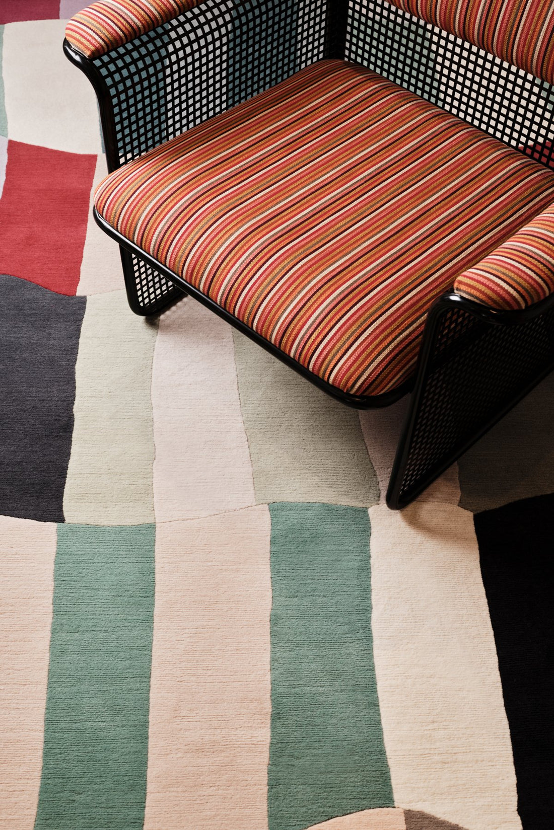 PAUL SMITH | PARACHUTE EARTH