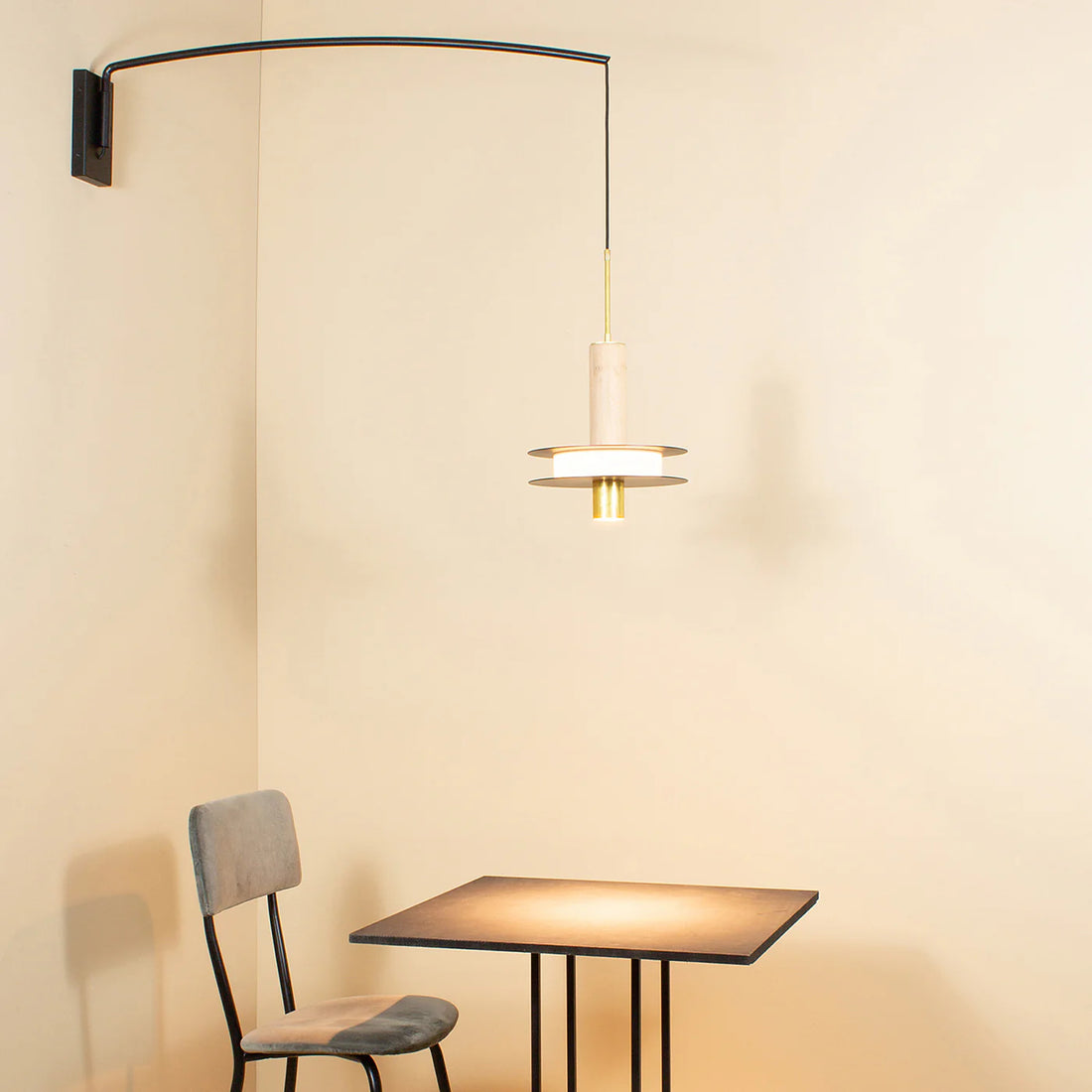RENZO SERAFINI | CURVA D’ORIENTE BLACK STEEL WALL LAMP