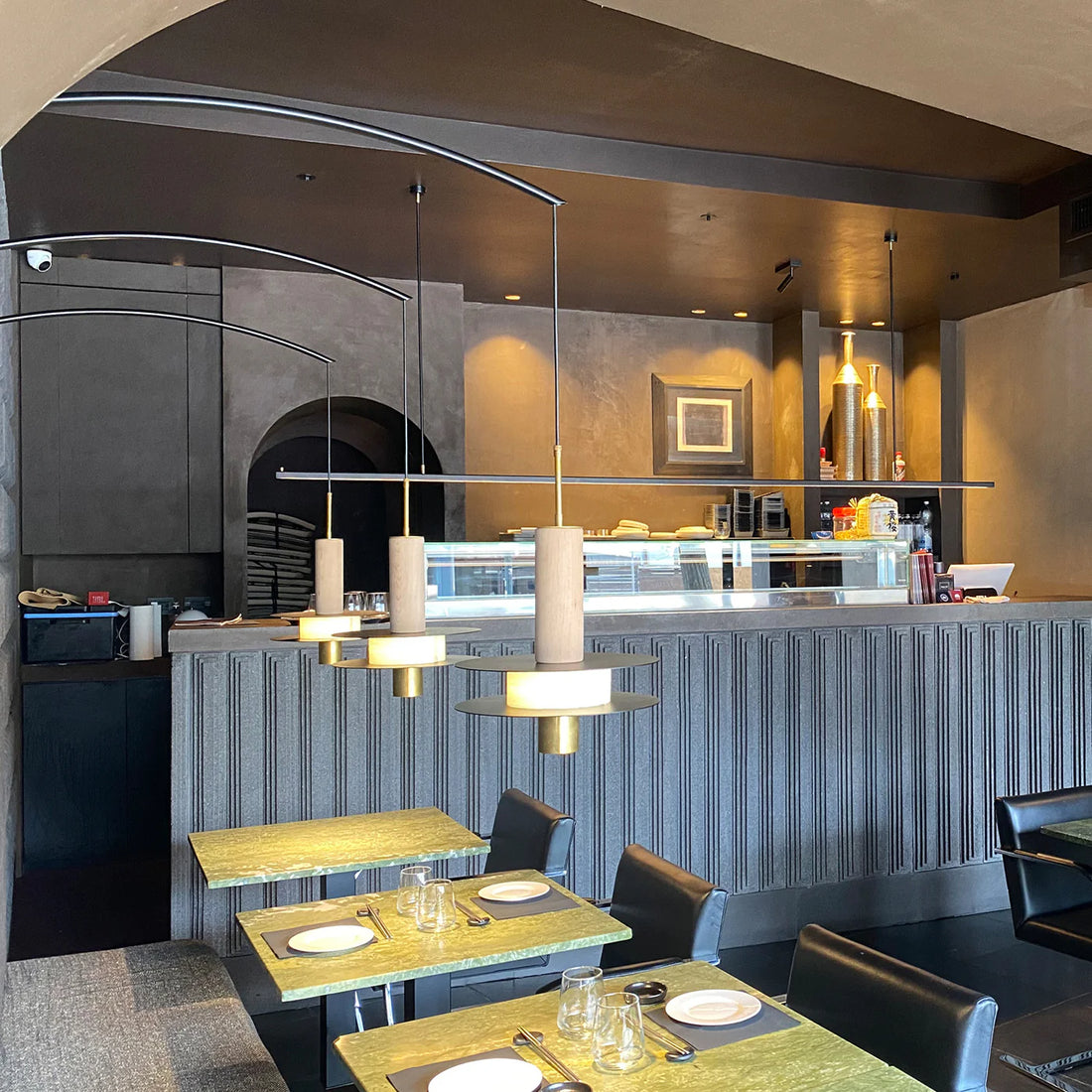 RENZO SERAFINI | CURVA D’ORIENTE BLACK STEEL WALL LAMP