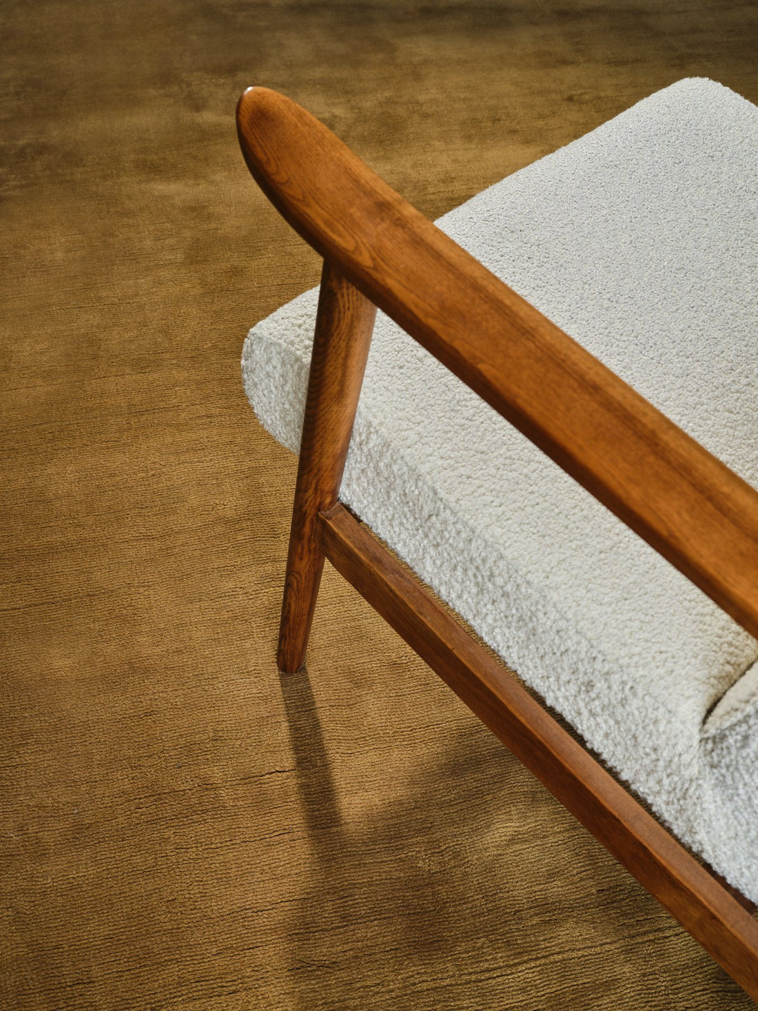 HANDLOOM CASHMERE | GOLD LOW PILE