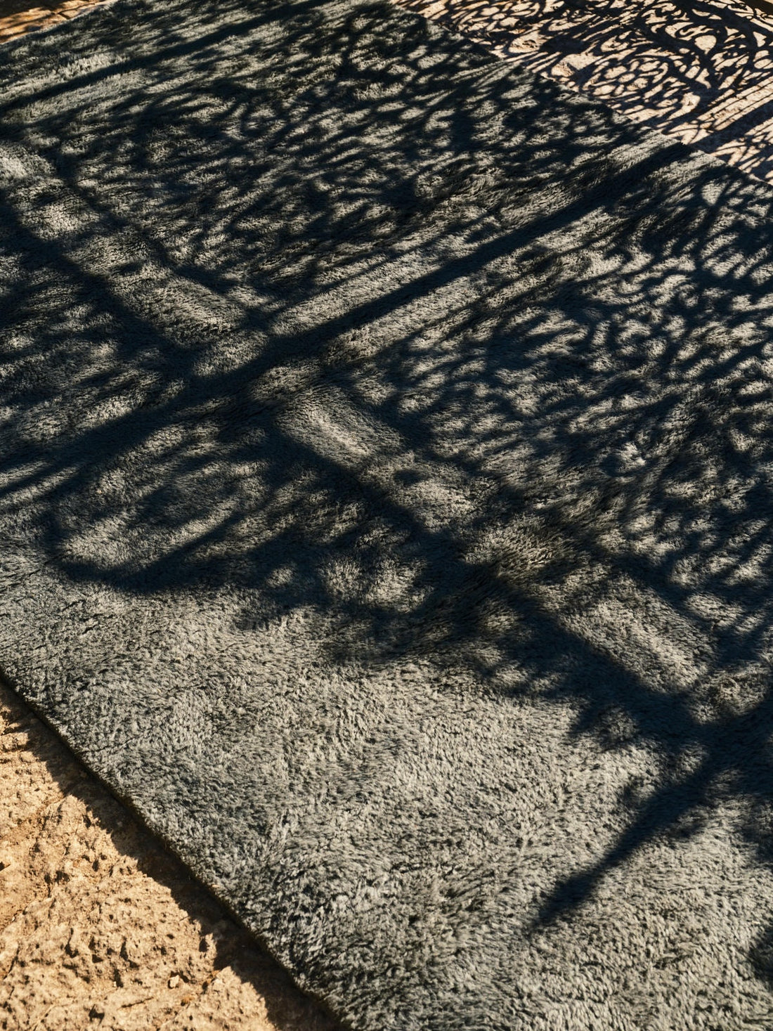 COLOUR IN RESIDENCE | SHAG MOHAIR AEGEAN