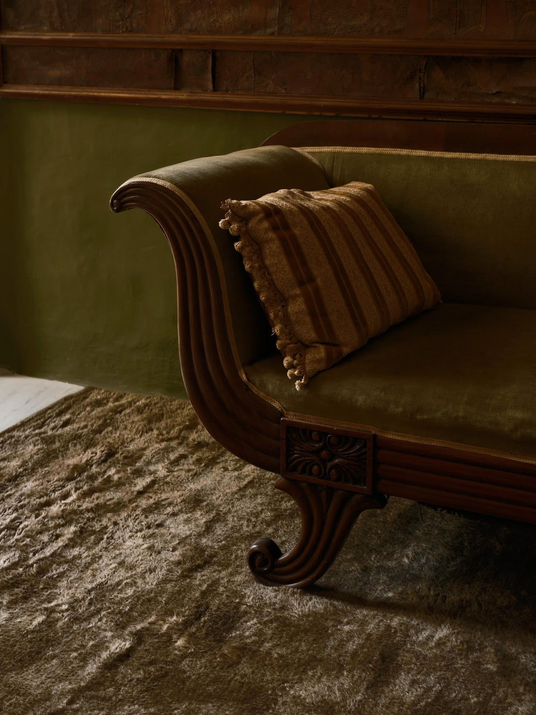 COLOUR IN RESIDENCE | SHAG MOHAIR WILLOW