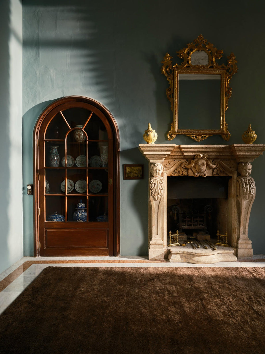 COLOUR IN RESIDENCE | SHAG MOHAIR CAROB