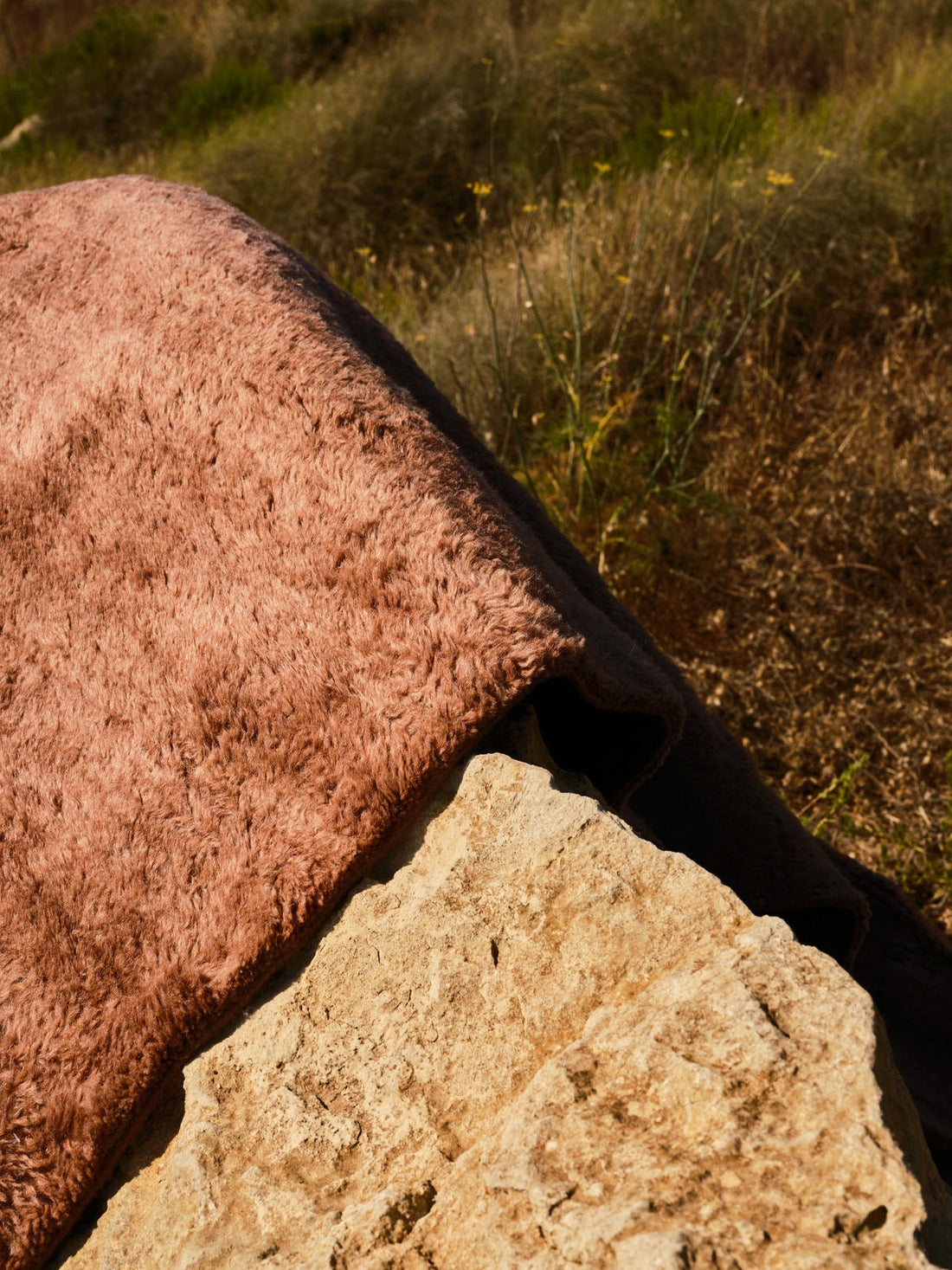 COLOUR IN RESIDENCE | SHAG MOHAIR PEONY