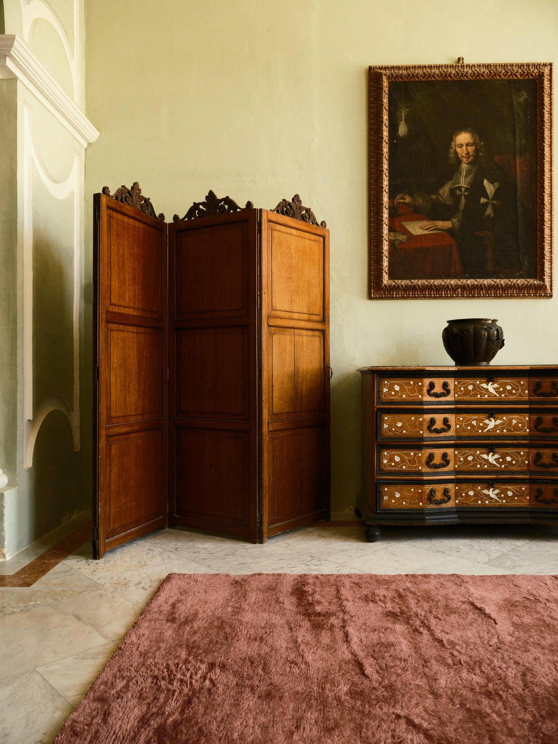 COLOUR IN RESIDENCE | SHAG MOHAIR PEONY