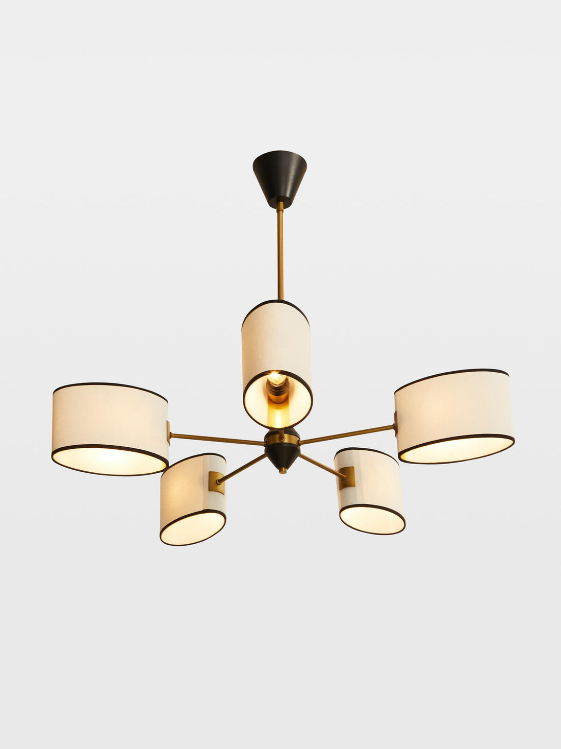 DAWBARN CHANDELIER