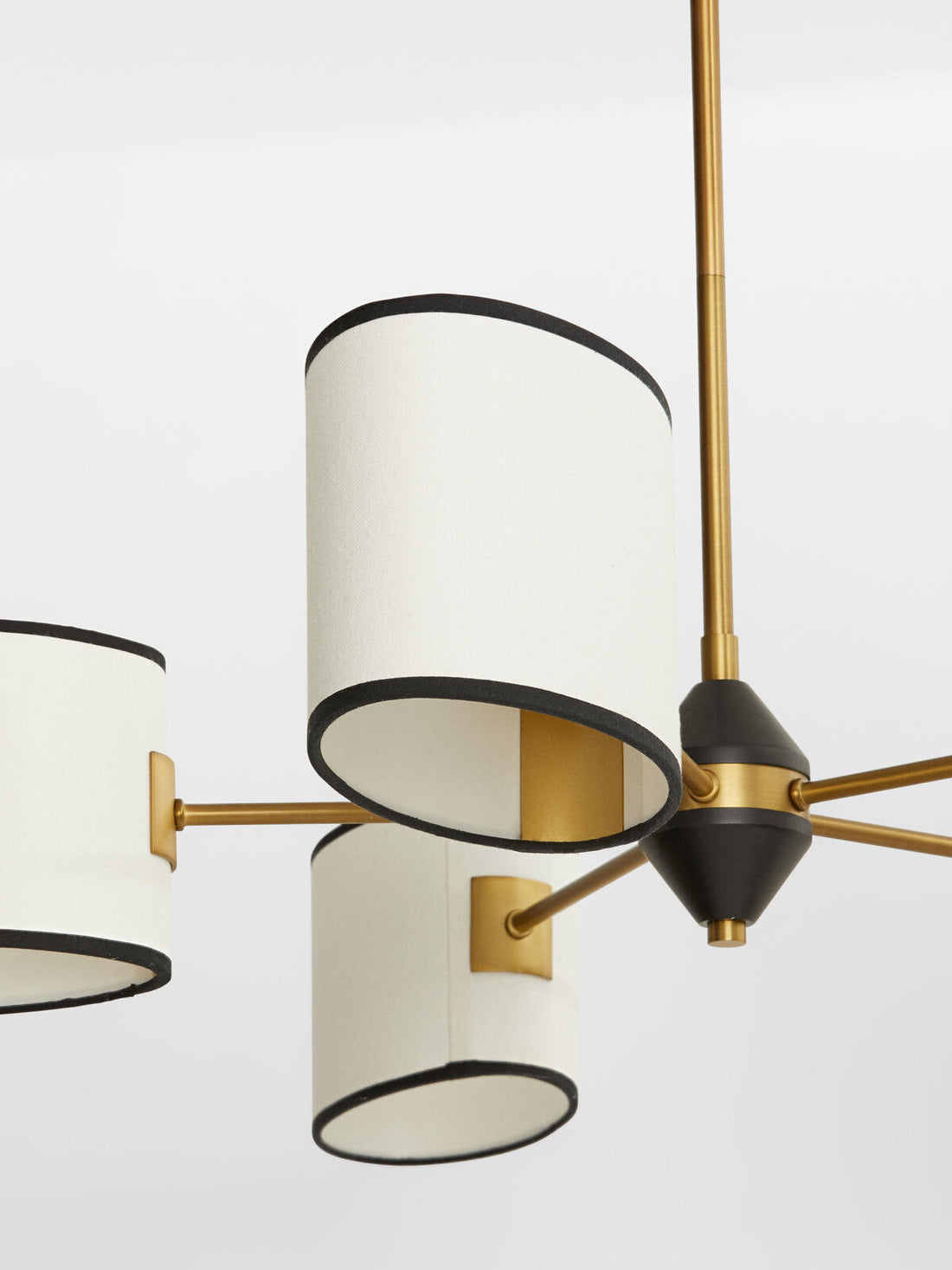 DAWBARN CHANDELIER