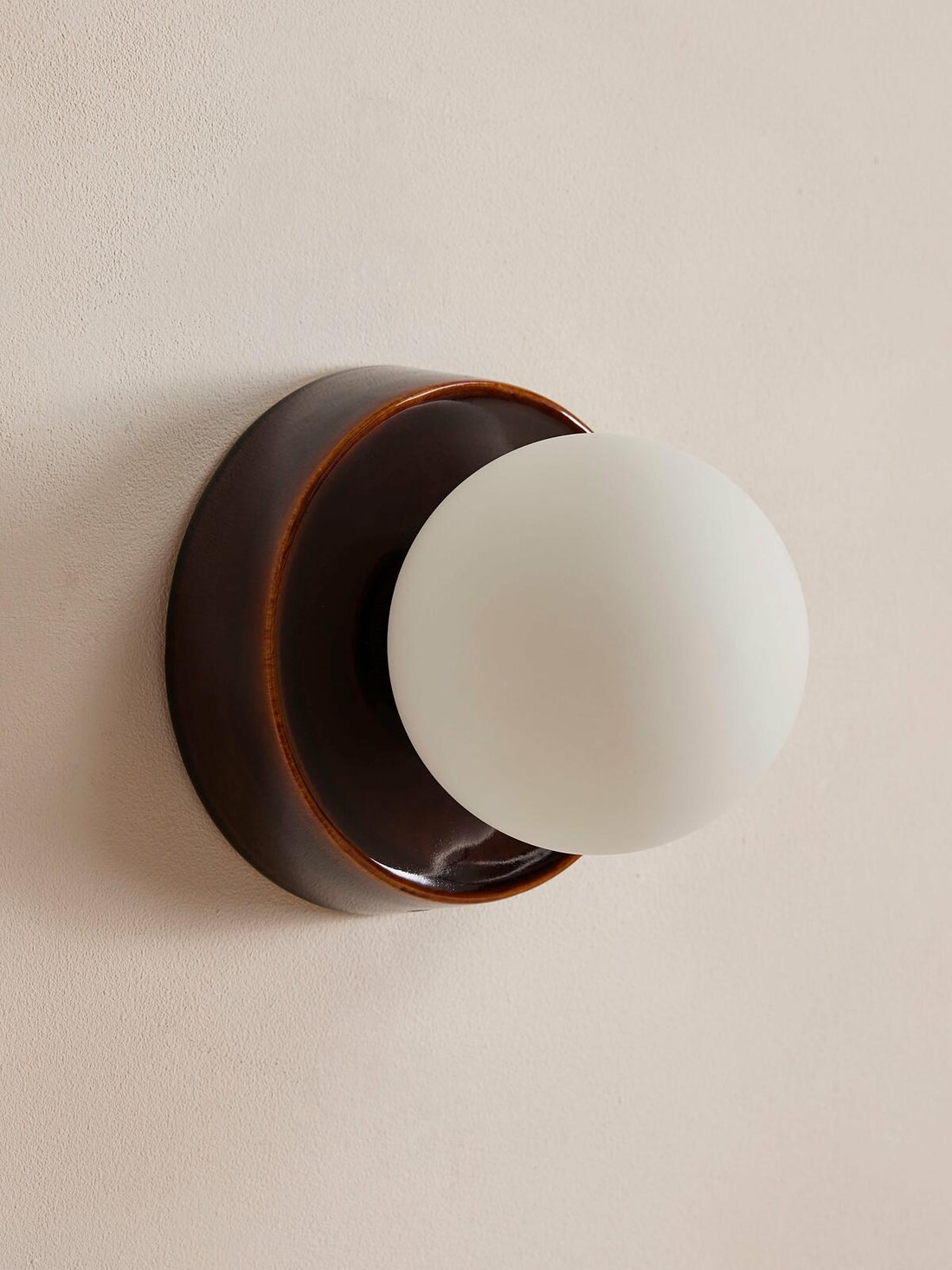 SOPHIA WALL LIGHT