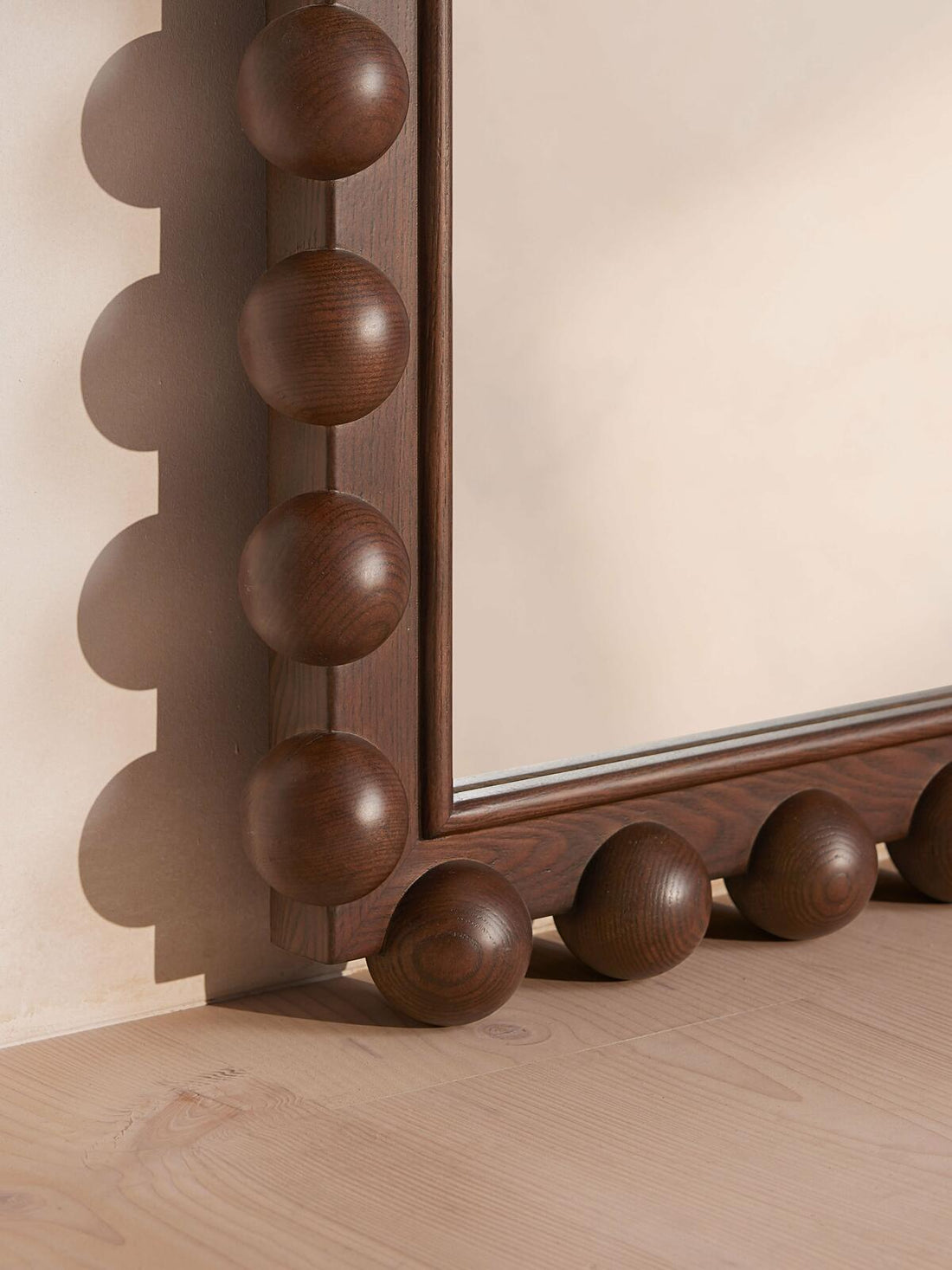 EMILIA MIRROR | FLOOR