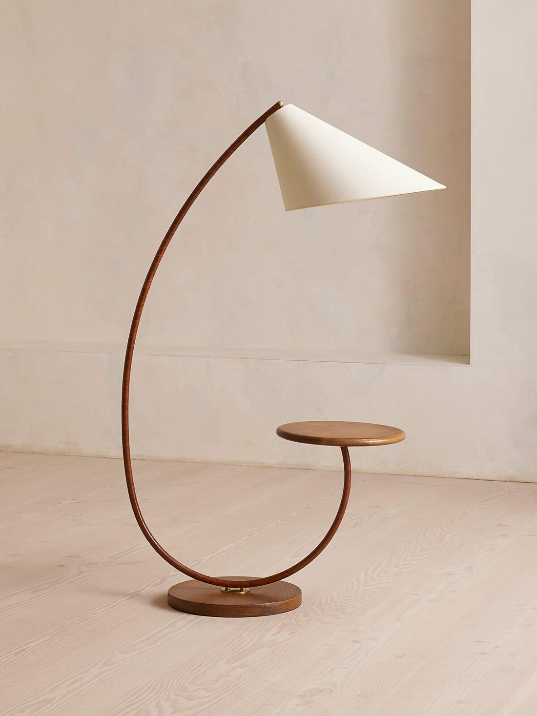 WINONA FLOOR LAMP