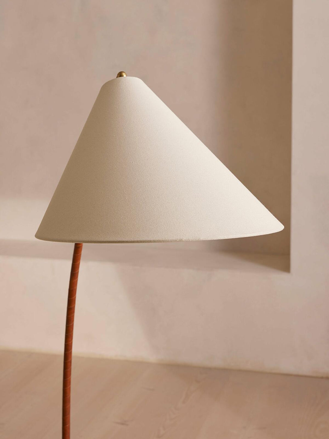 WINONA FLOOR LAMP