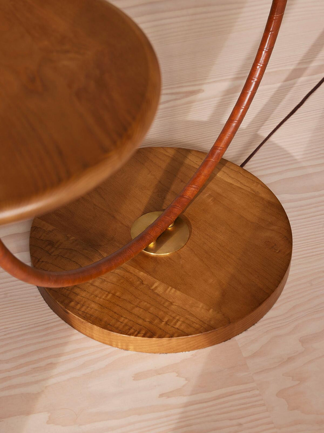 WINONA FLOOR LAMP