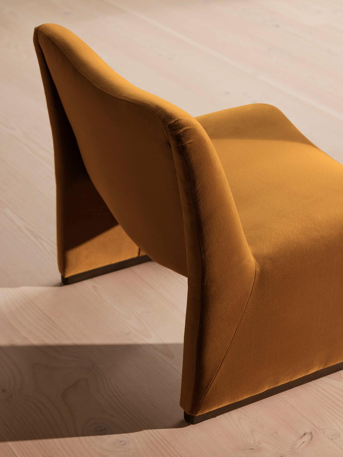 LOVETT CHAIR | VELVET MUSTARD