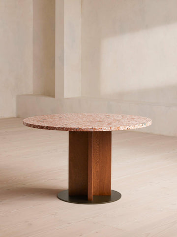 DALMATI OUTDOOR DINING TABLE | RED TERRAZZO