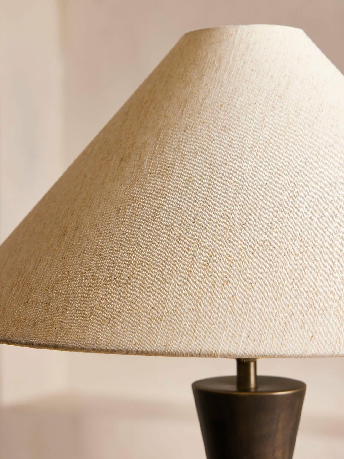 KEA TABLE LAMP
