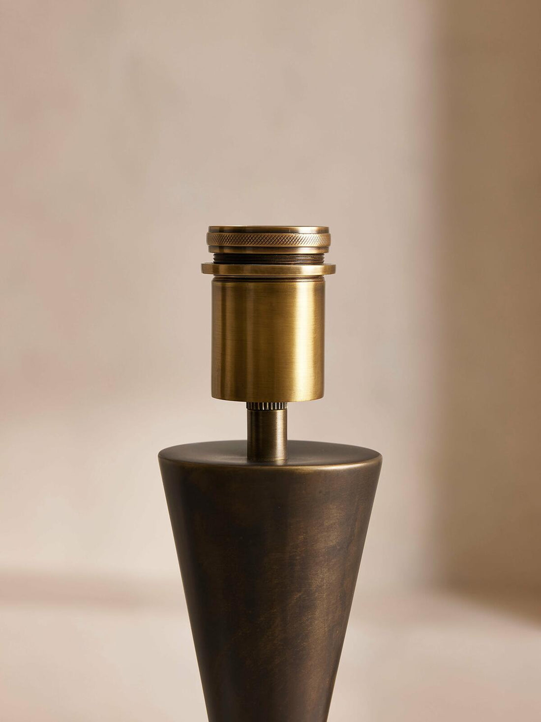 KEA TABLE LAMP