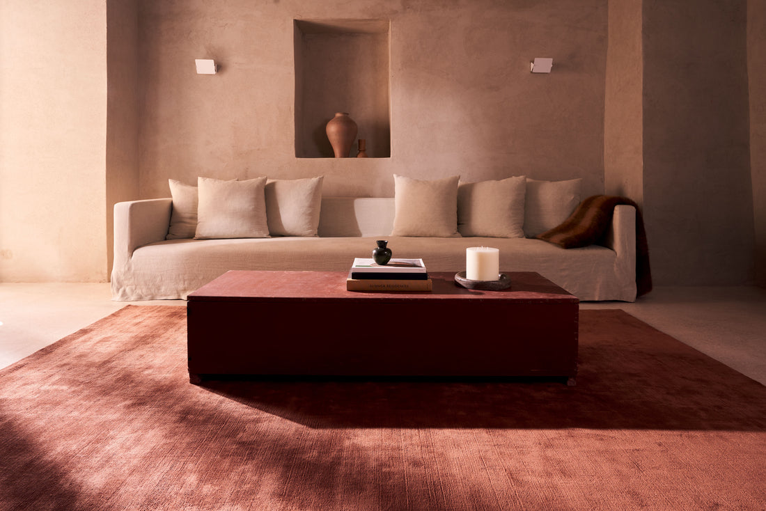 HANDLOOM CASHMERE BLEND LOW PILE RUSSET