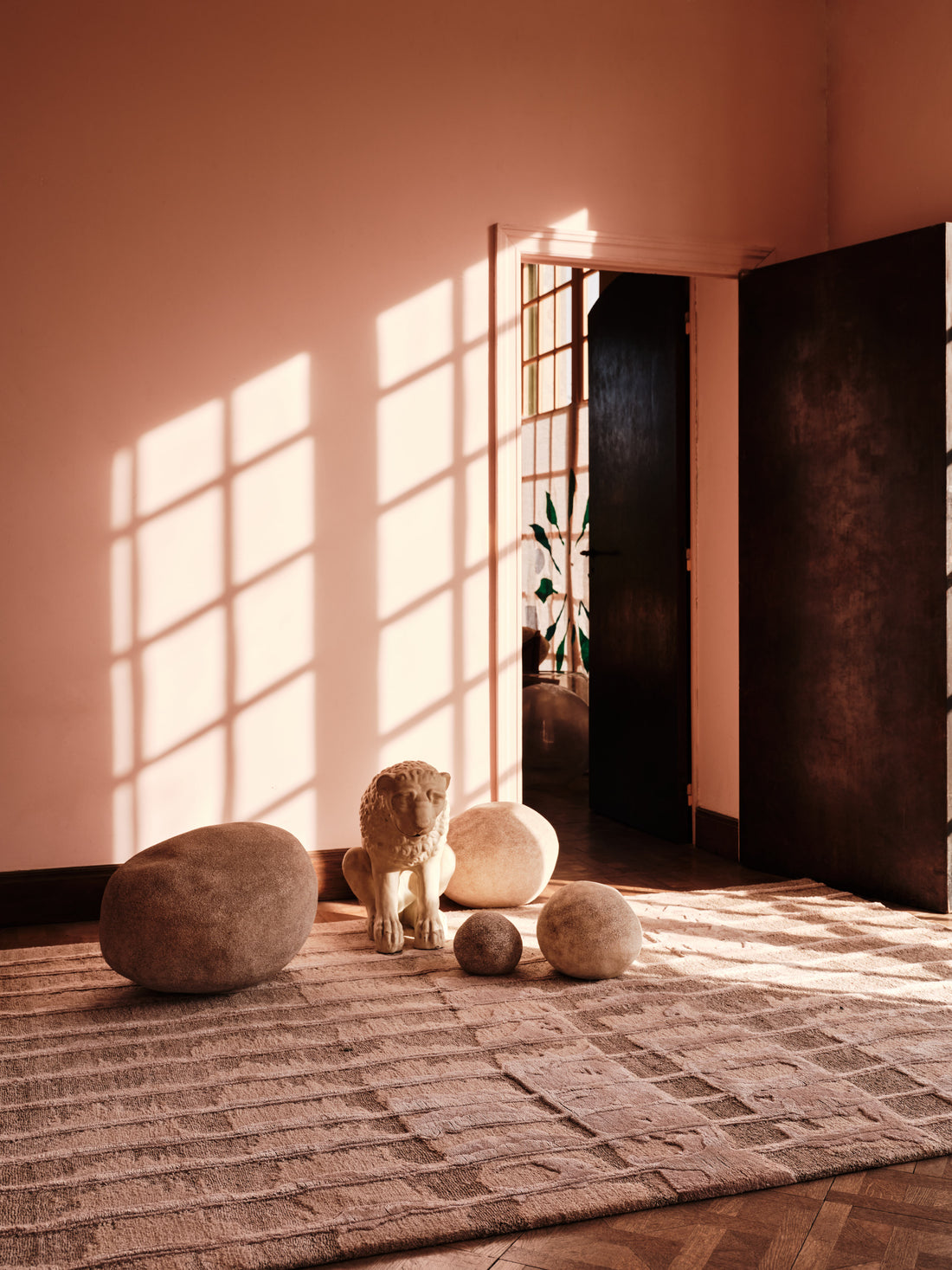 KELLY WEARSTLER | ELOWEN SANDSTONE