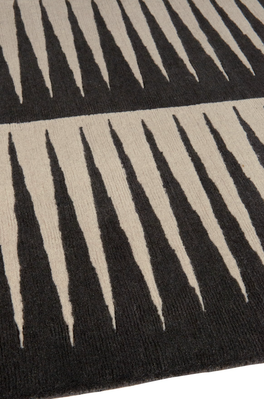 KELLY WEARSTLER | BRAVADO GRAPHITE