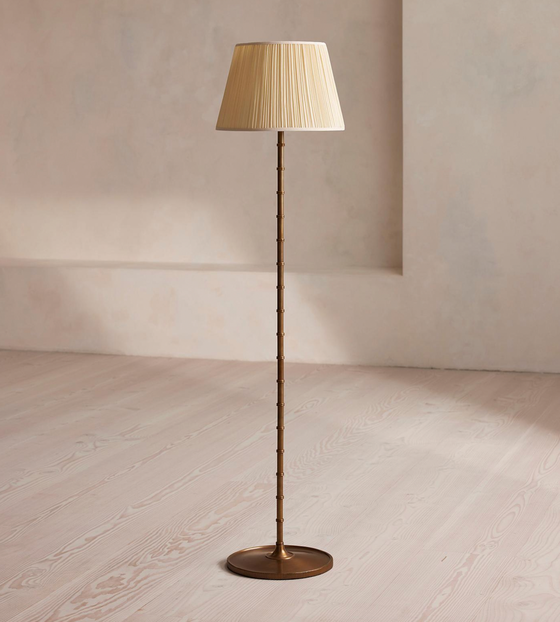 ALEXANDER FLOOR LAMP