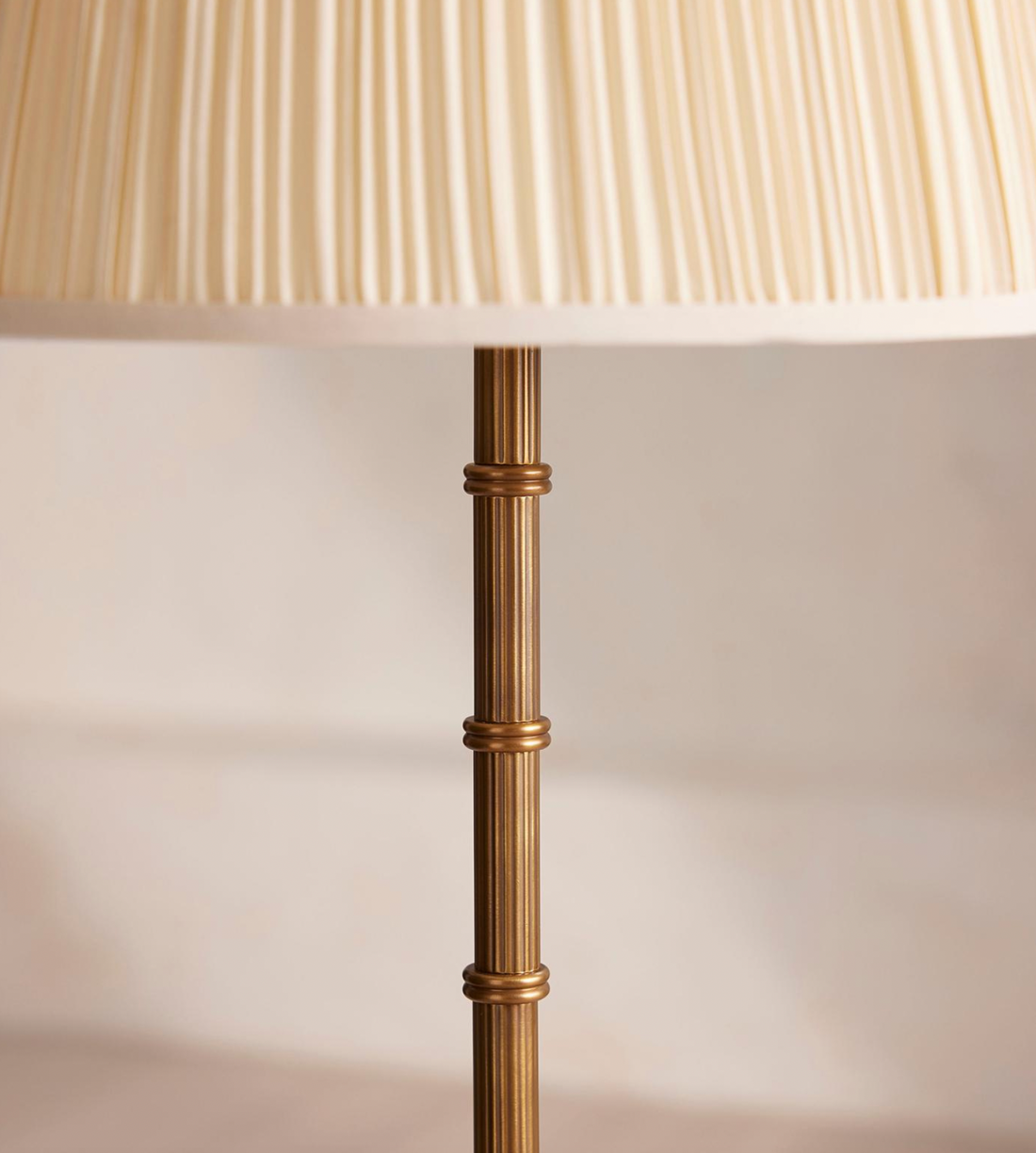 ALEXANDER FLOOR LAMP
