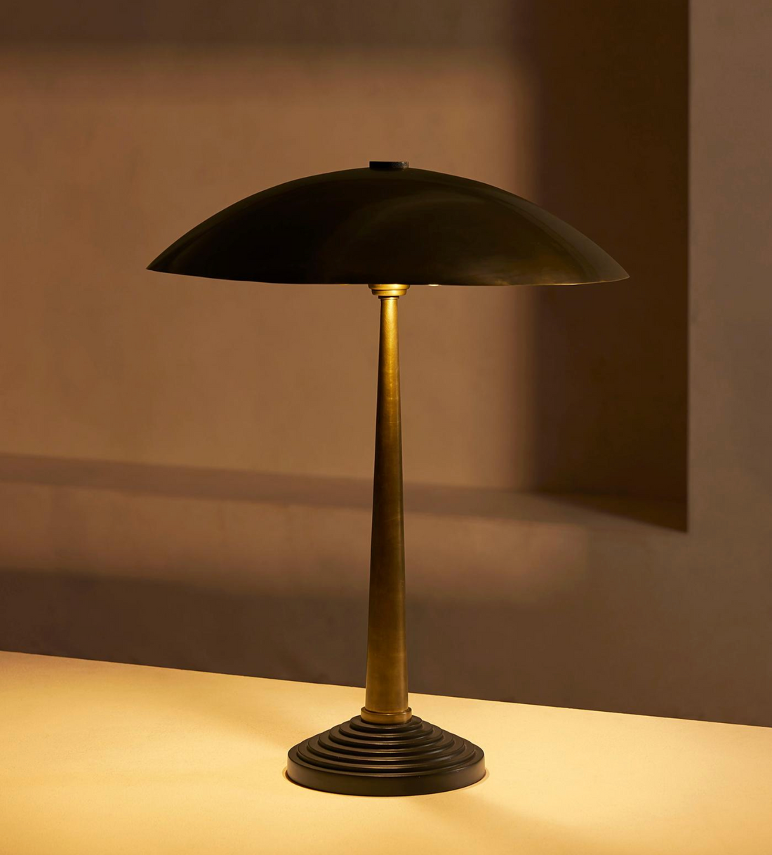 ETHAN TABLE LAMP