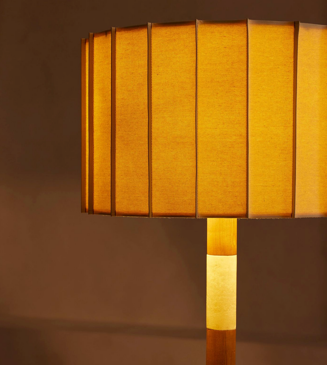 VERITY FLOOR LAMP