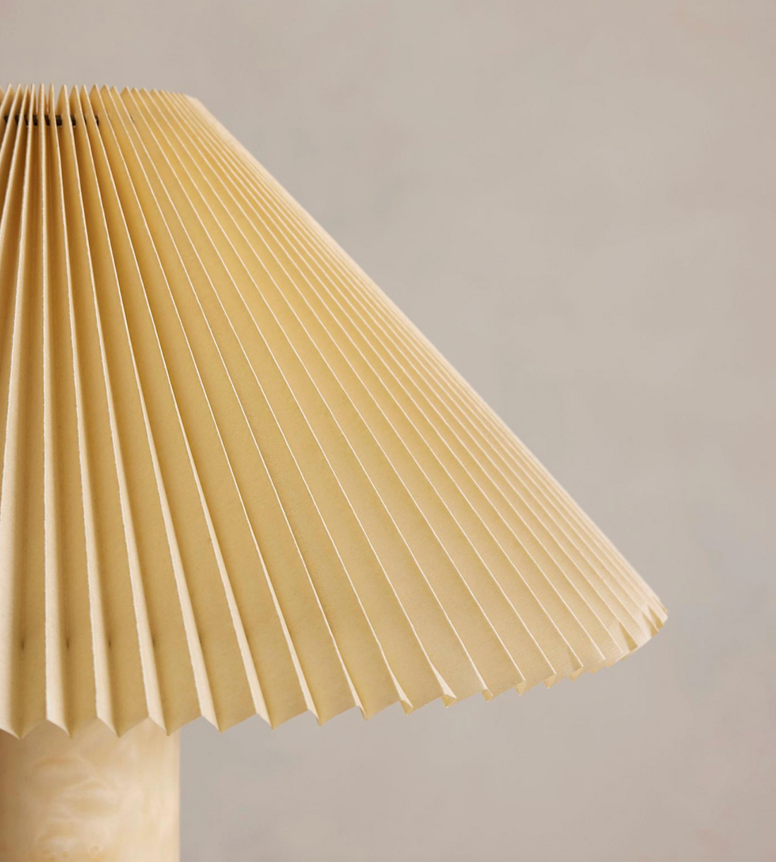 YAZARINE TABLE LAMP