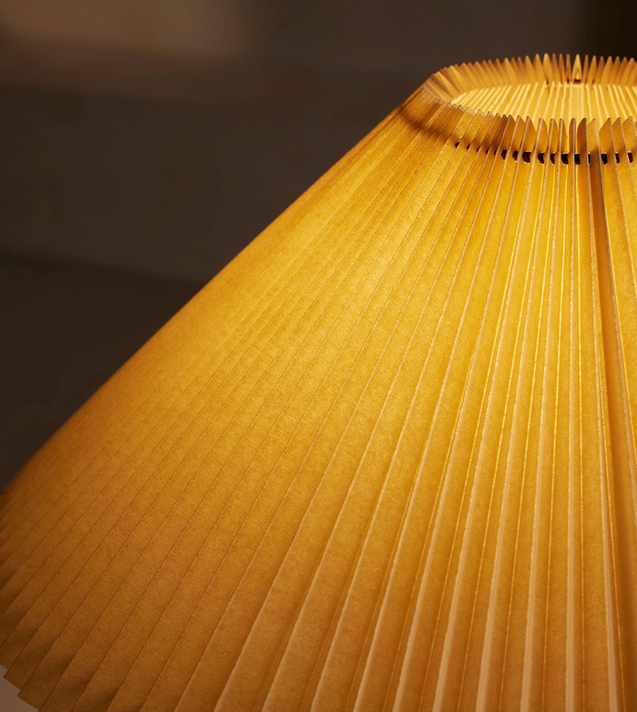 YAZARINE TABLE LAMP