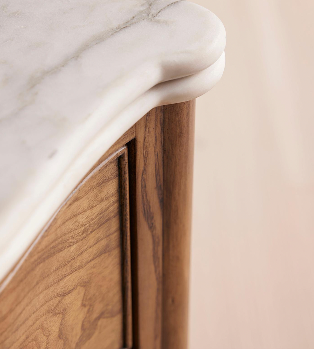 VALERIE BEDSIDE TABLE | ARABESCATO CORCHIA
