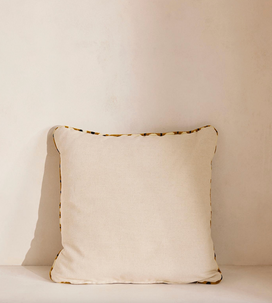 PIERRE FREY LES ECAILLES CUSHION