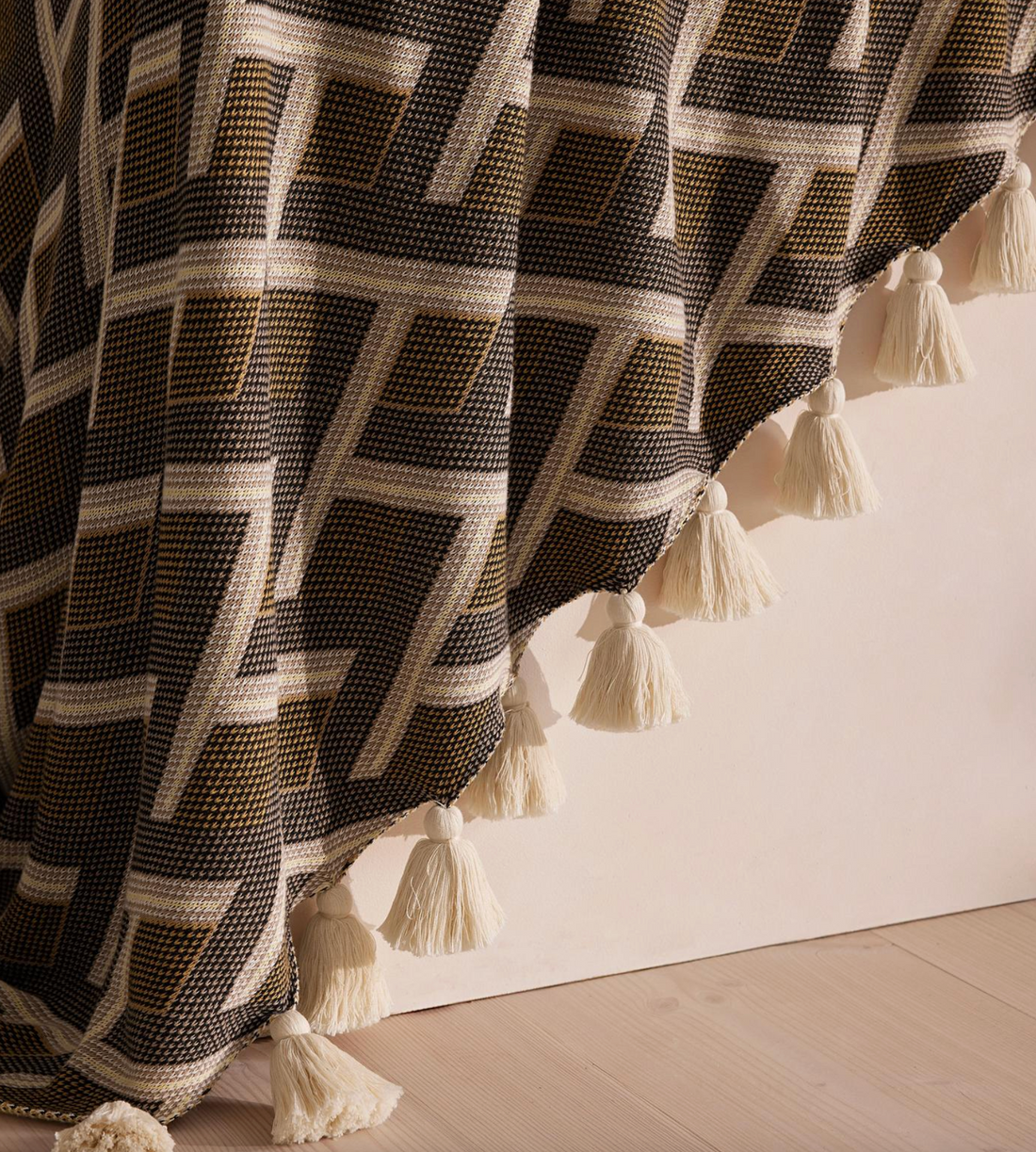 ASTOR BLANKET