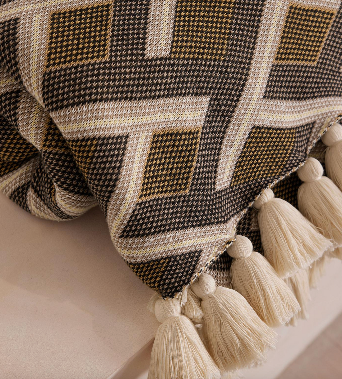 ASTOR BLANKET