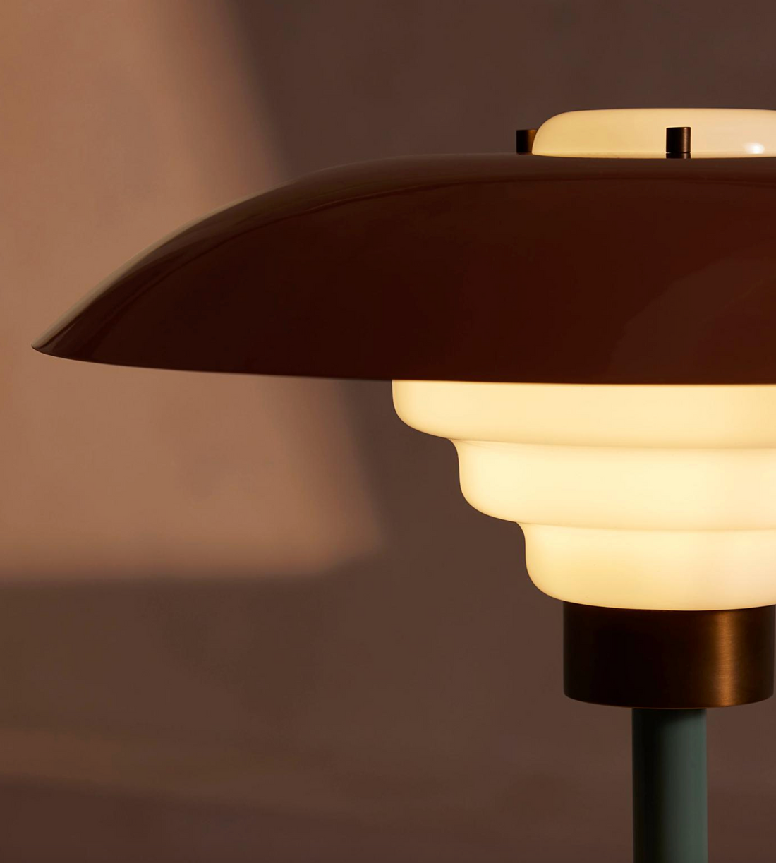 FLEUR TABLE LAMP