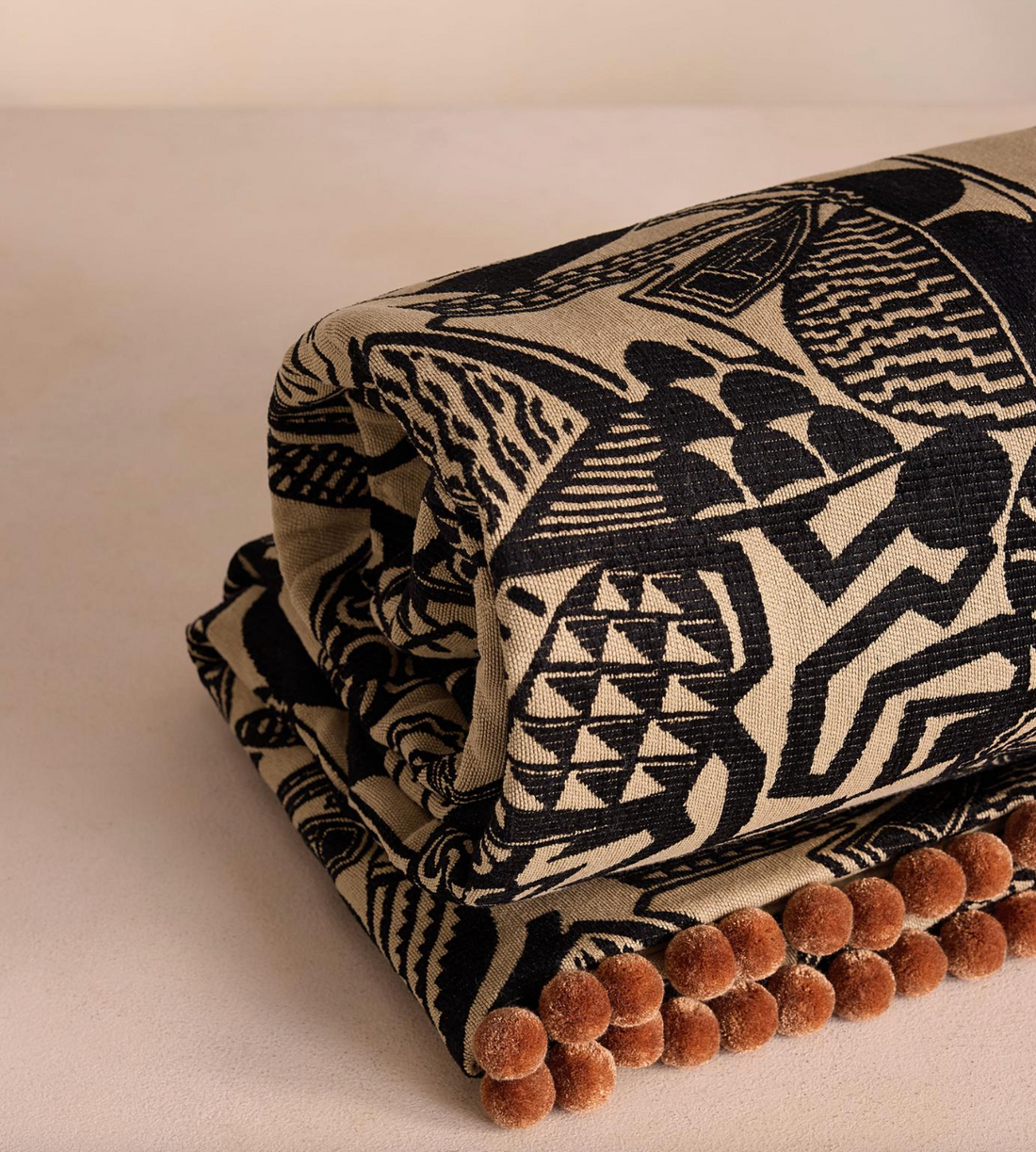 DAXTON BEDSPREAD