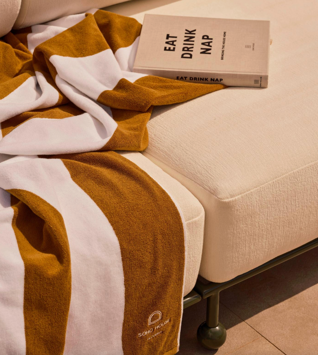 HOUSE POOL TOWEL | ISTANBUL