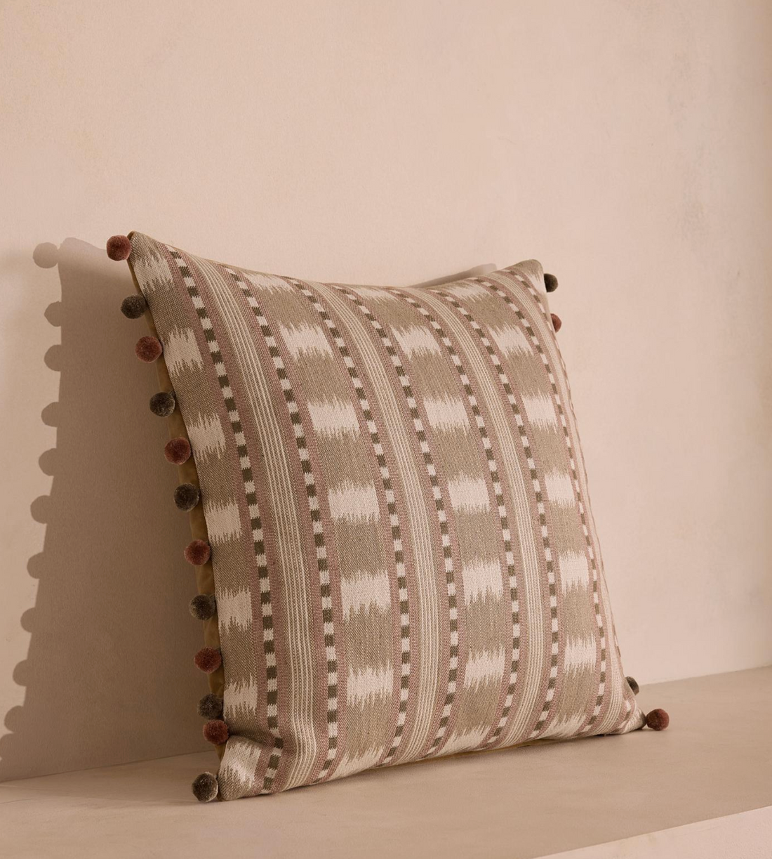 LANDO SQUARE CUSHION | BLUSH
