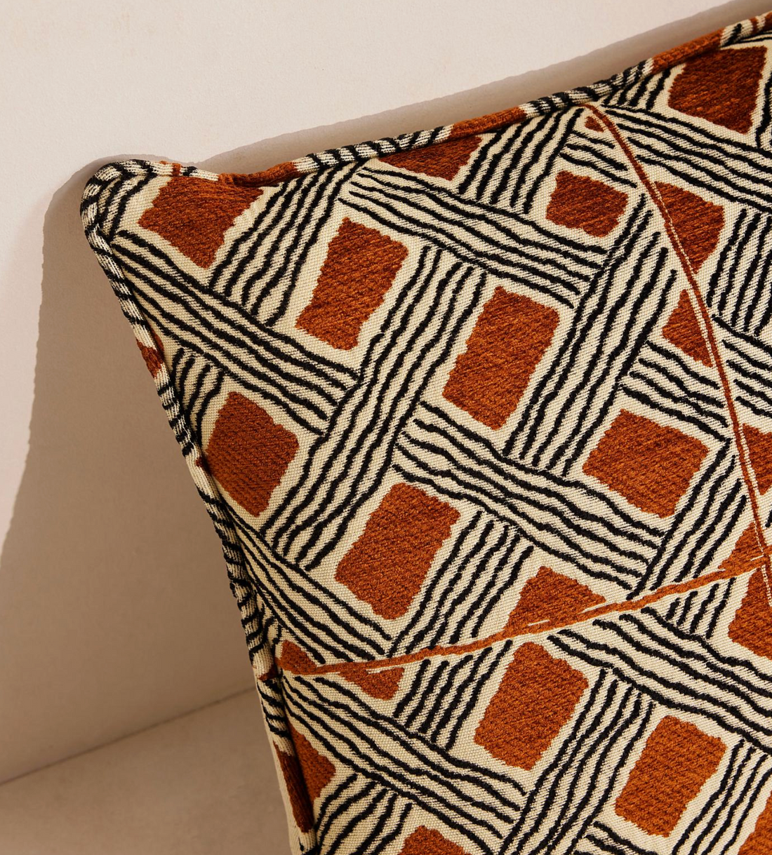 PIERRE FREY BEHANZIN CUSHION