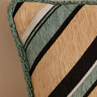 CLEVE SQUARE CUSHION