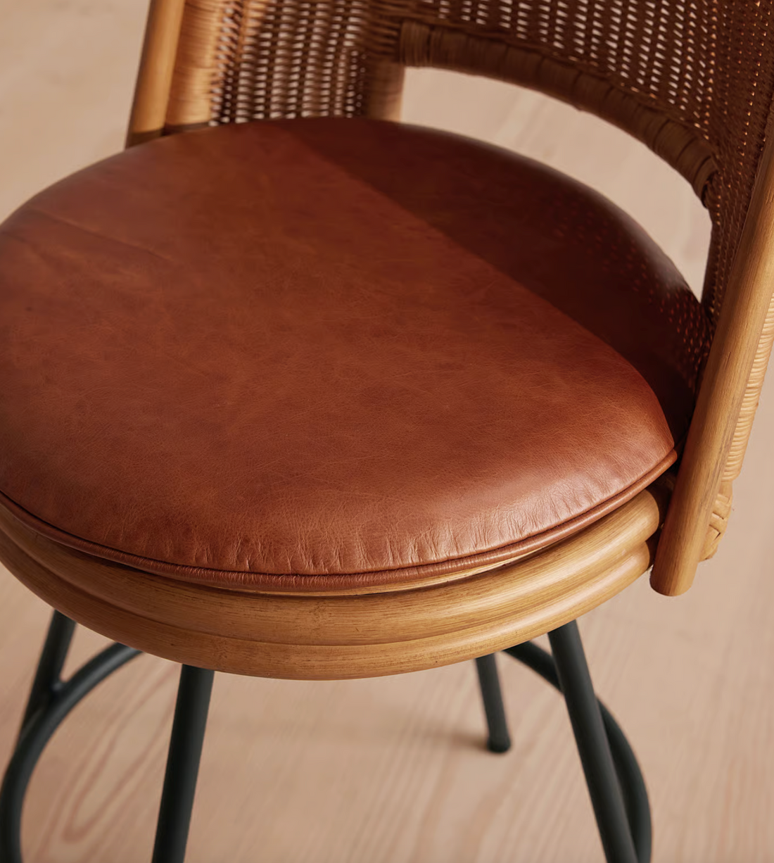 KADEN STOOL