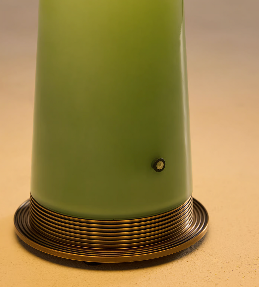 JANIE PORTABLE LAMP | GREEN