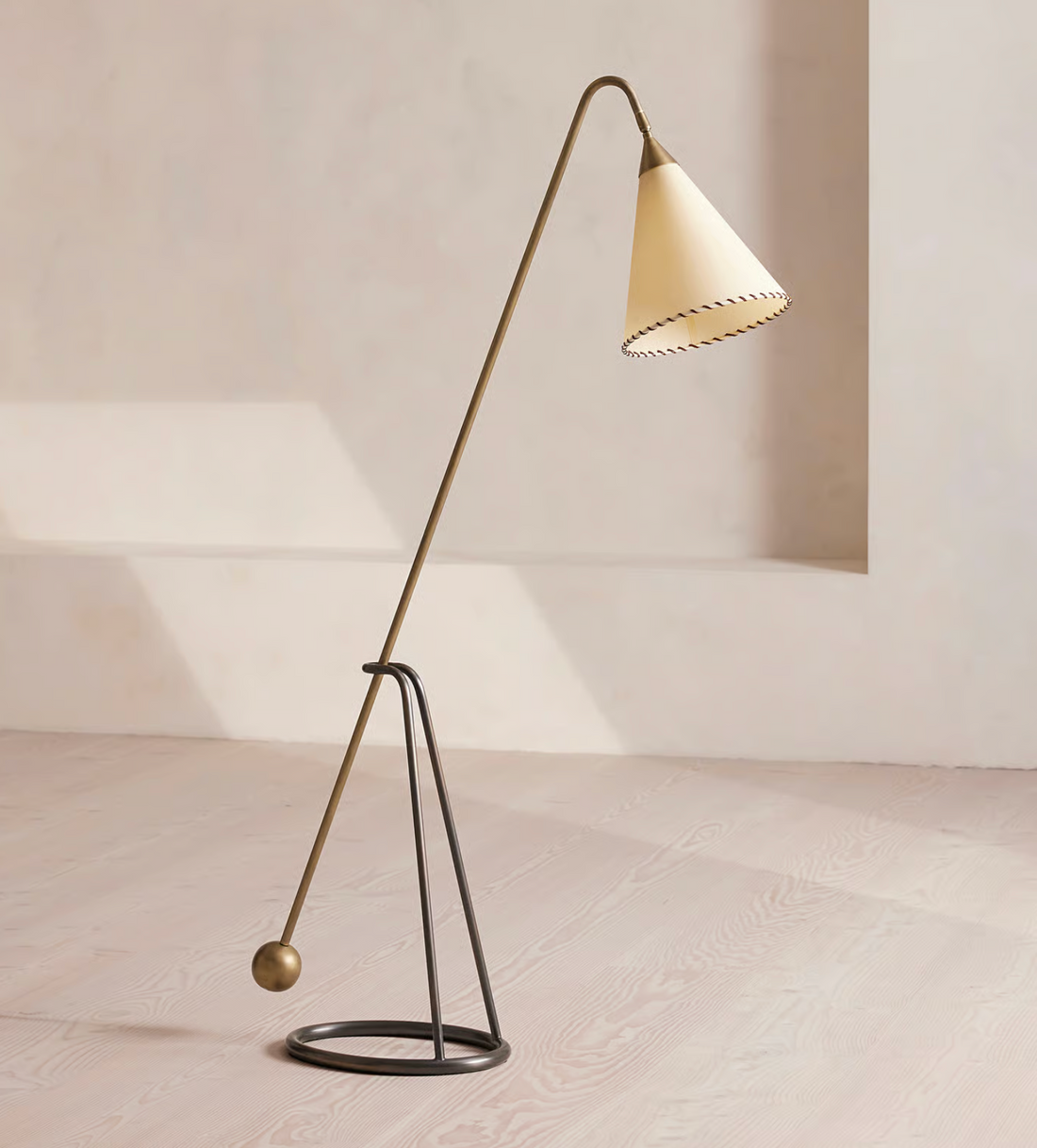 BEATRICE FLOOR LAMP