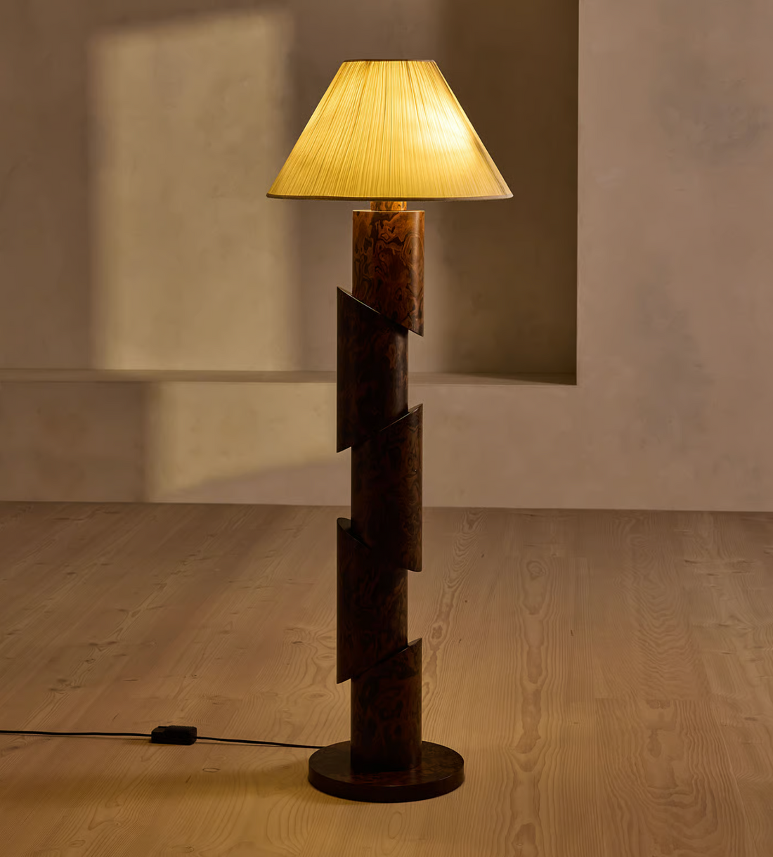 FRANCO FLOOR LAMP | ABSTRACT BURL