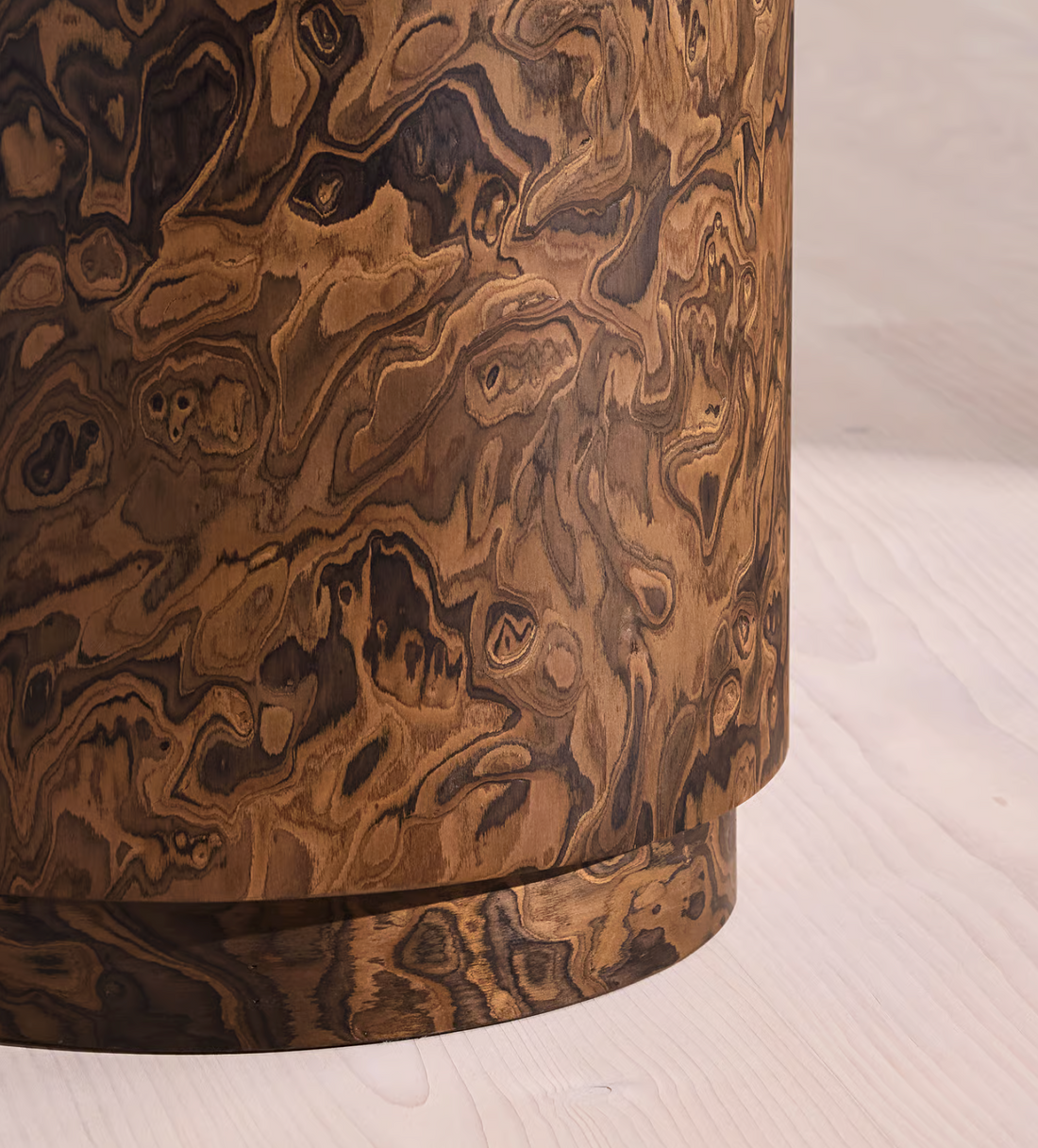 SLOANE SIDE TABLE | ABSTRACT BURL