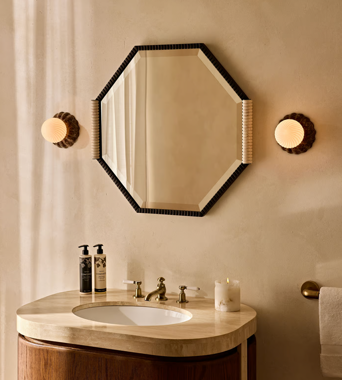 FLORIA WALL LIGHT | DARK EMPERADOR MARBLE