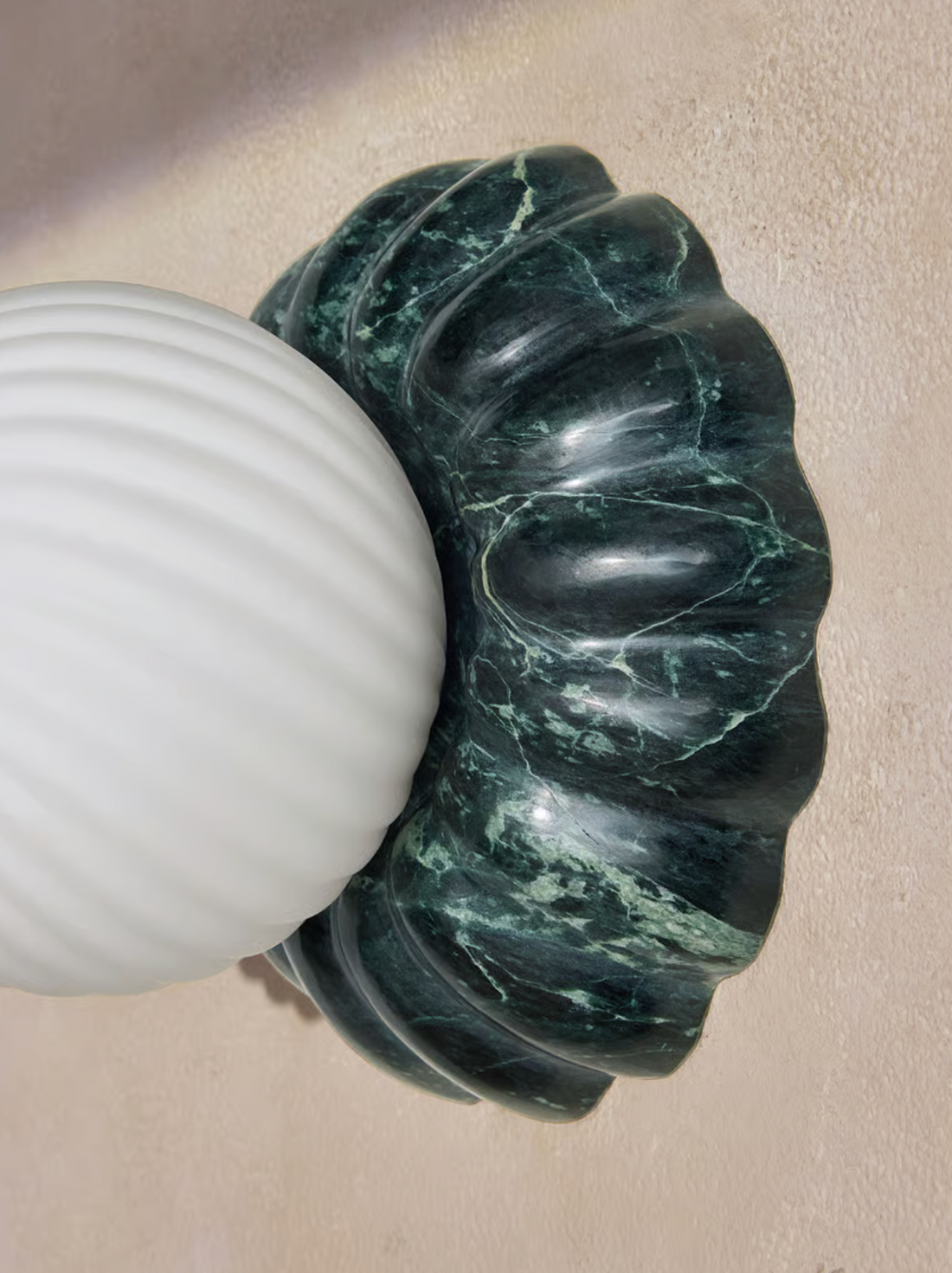 FLORIA WALL LIGHT | GUATEMALA MARBLE