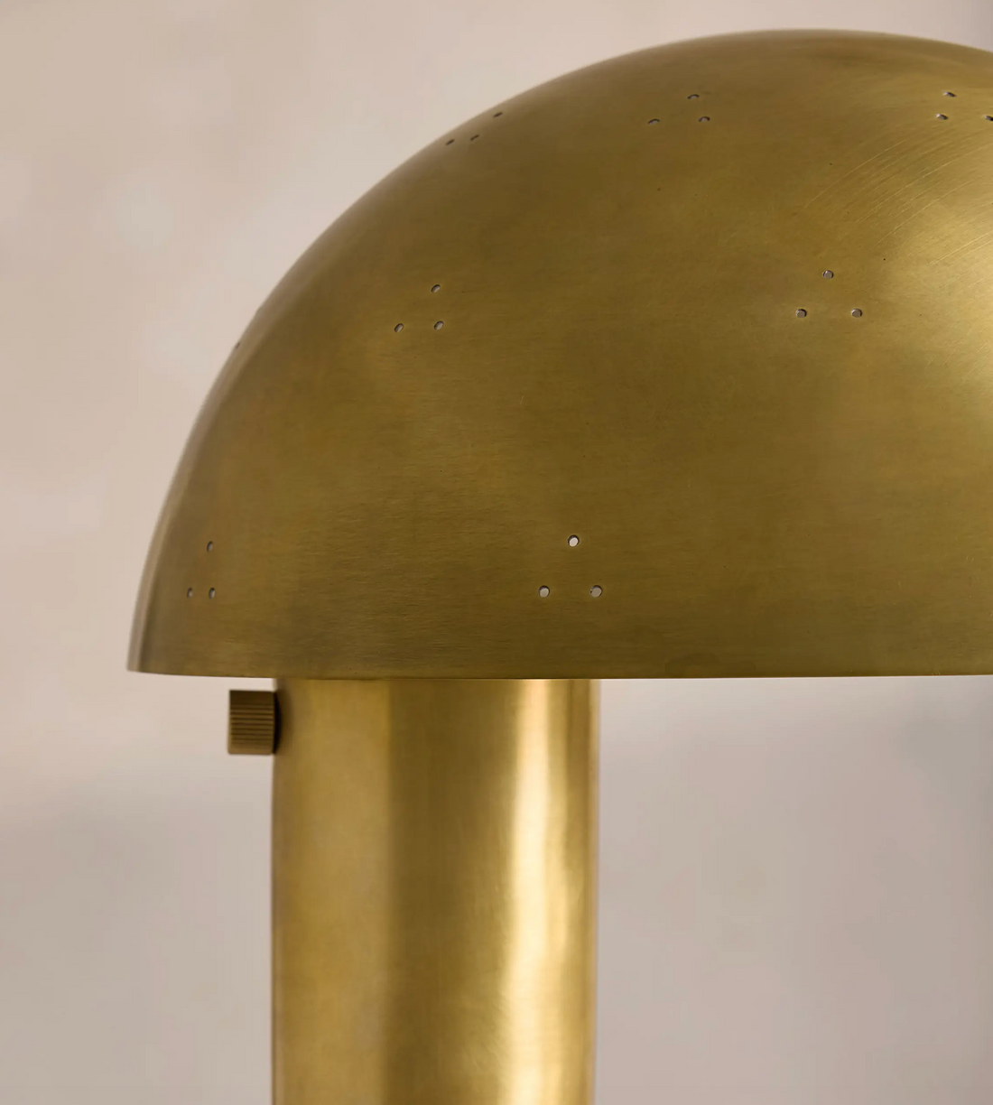 LIEPA TABLE LAMP