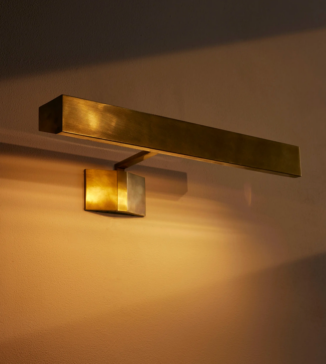ENRICA PICTURE LIGHT, MEDIUM