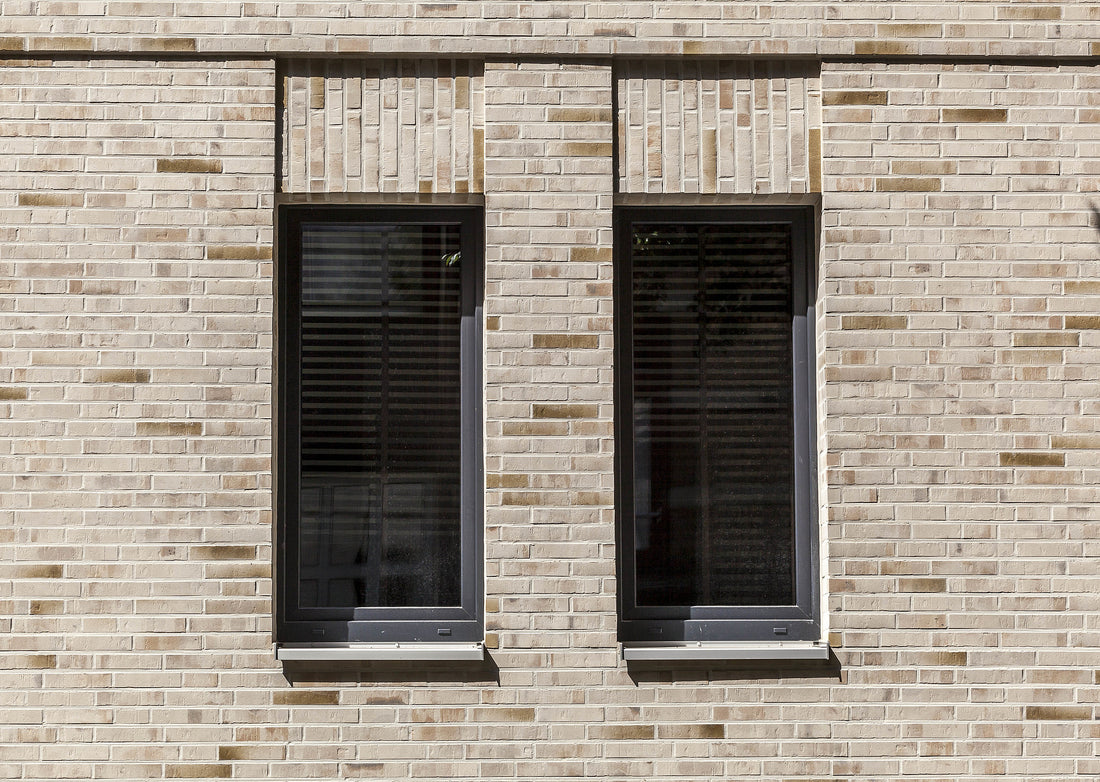 STRÖHER TRADITIONAL BRICK SLIPS FACADE SYSTEM